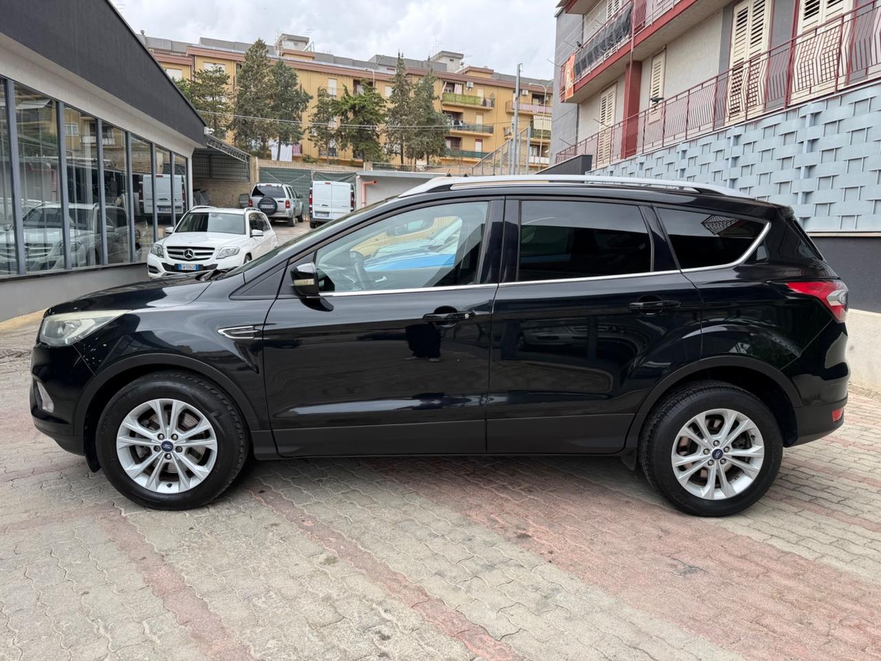 Ford Kuga 1.5 TDCI 120 CV Powershift Titanium 2018
