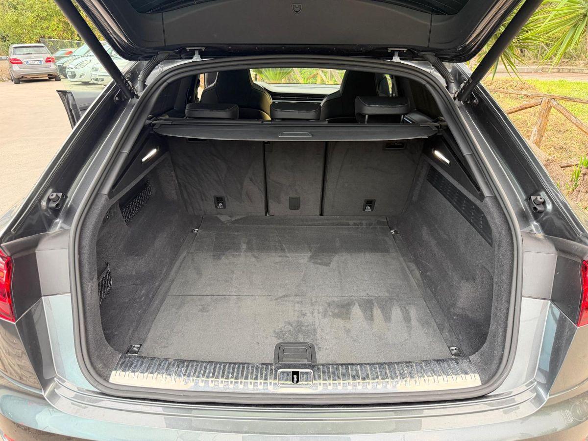 AUDI - Q8 - 50 TDI 286 CV quattro tiptronic- Allestimeno SQ8