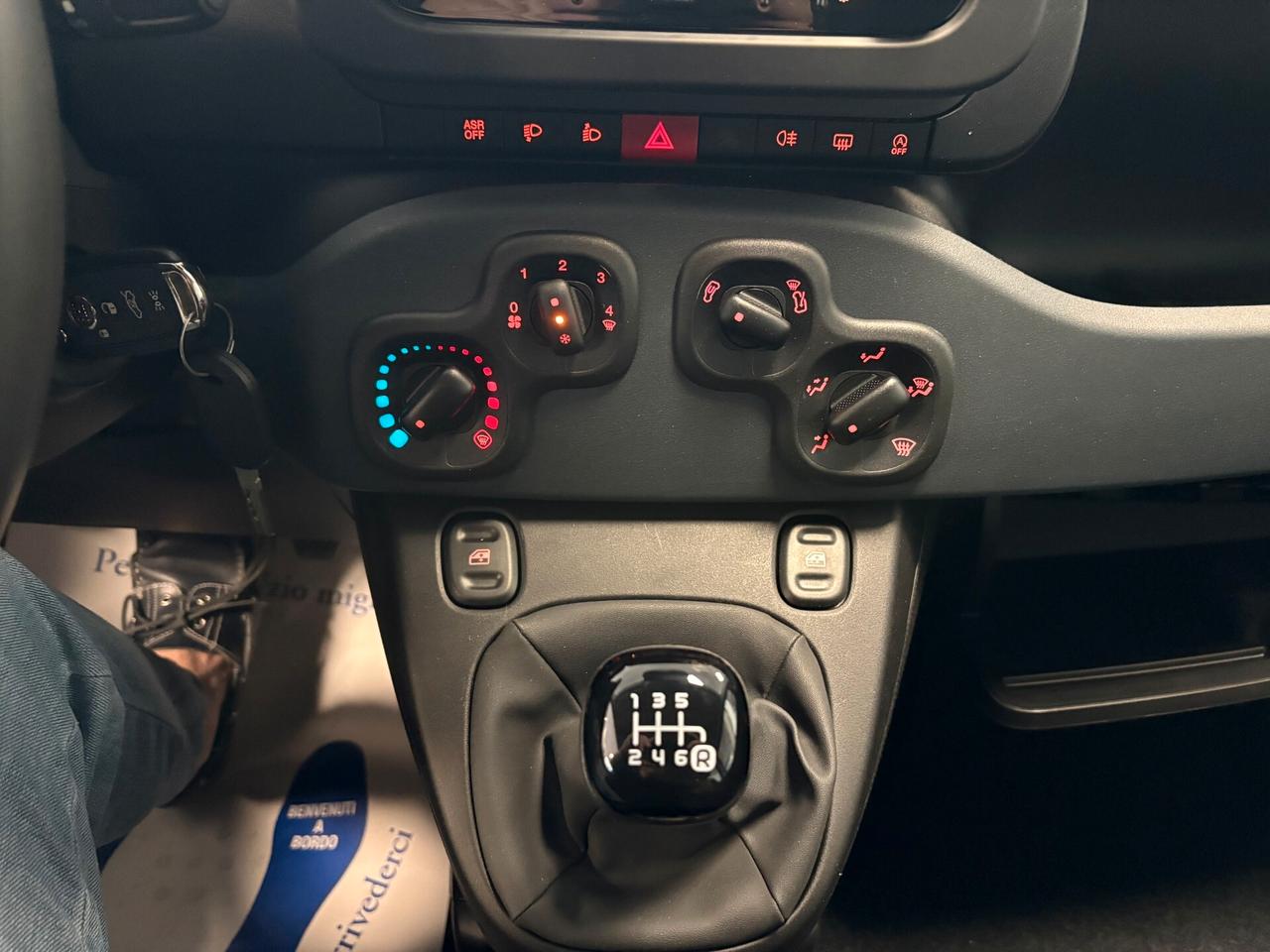 Fiat Panda icon Pandina 1.0 Hybrid 5 posti