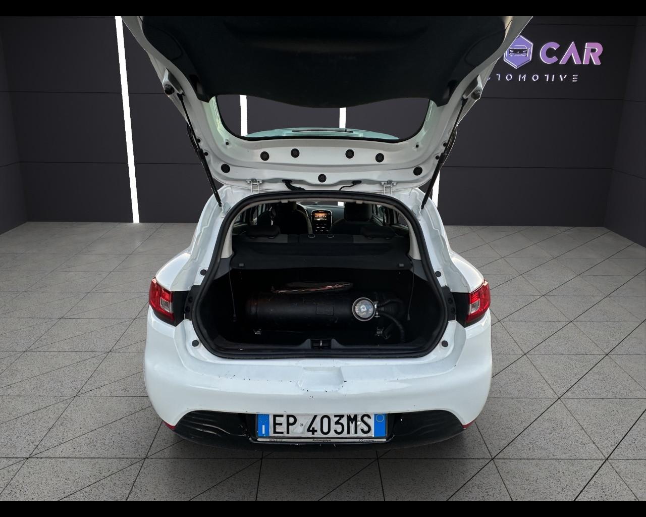 RENAULT Clio 4ª serie - Clio 1.2 75CV 5 porte Live