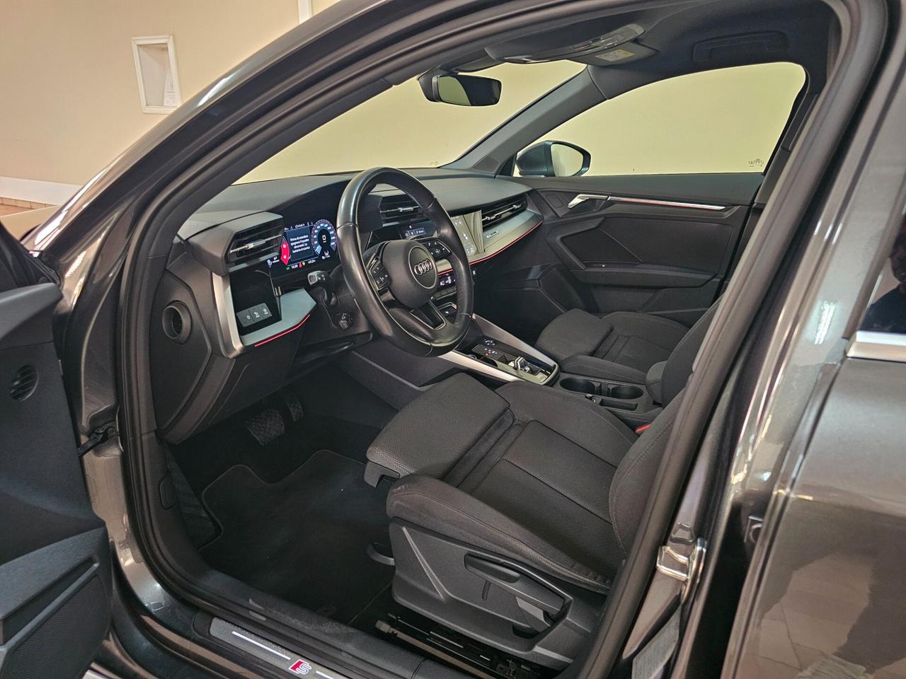 Audi A3 Sedan 35 TDI S tronic line edition