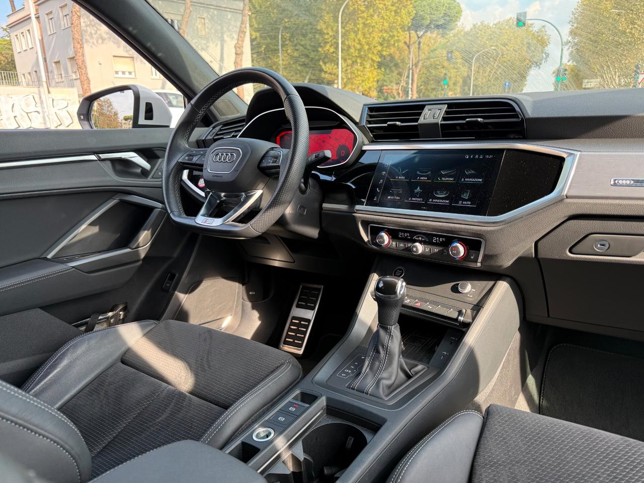 Audi Q3 SPB 35 TFSI S tronic S LINE PACK BLACK BANG E OLUFSUNESN CERCHI 19