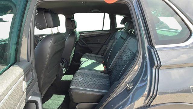 VOLKSWAGEN Tiguan 2.0 TDI 150 CV SCR DSG 4MOTION R-Line