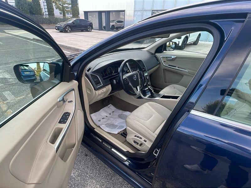 Volvo XC60 2.0D D3 Geartronic Momentum