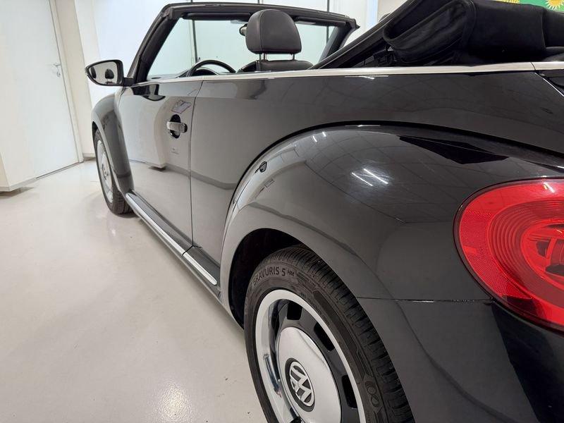 Volkswagen Maggiolino 1.6 TDI Design 50s