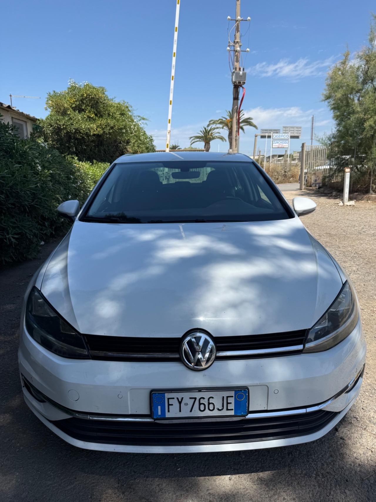 Volkswagen Golf 1.6 TDI 115 CV accessoriato
