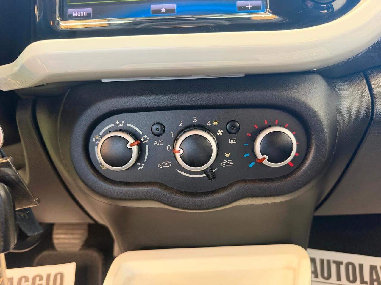 RENAULT TWINGO 1.0 BENZINA 70CV AUTOMATICA