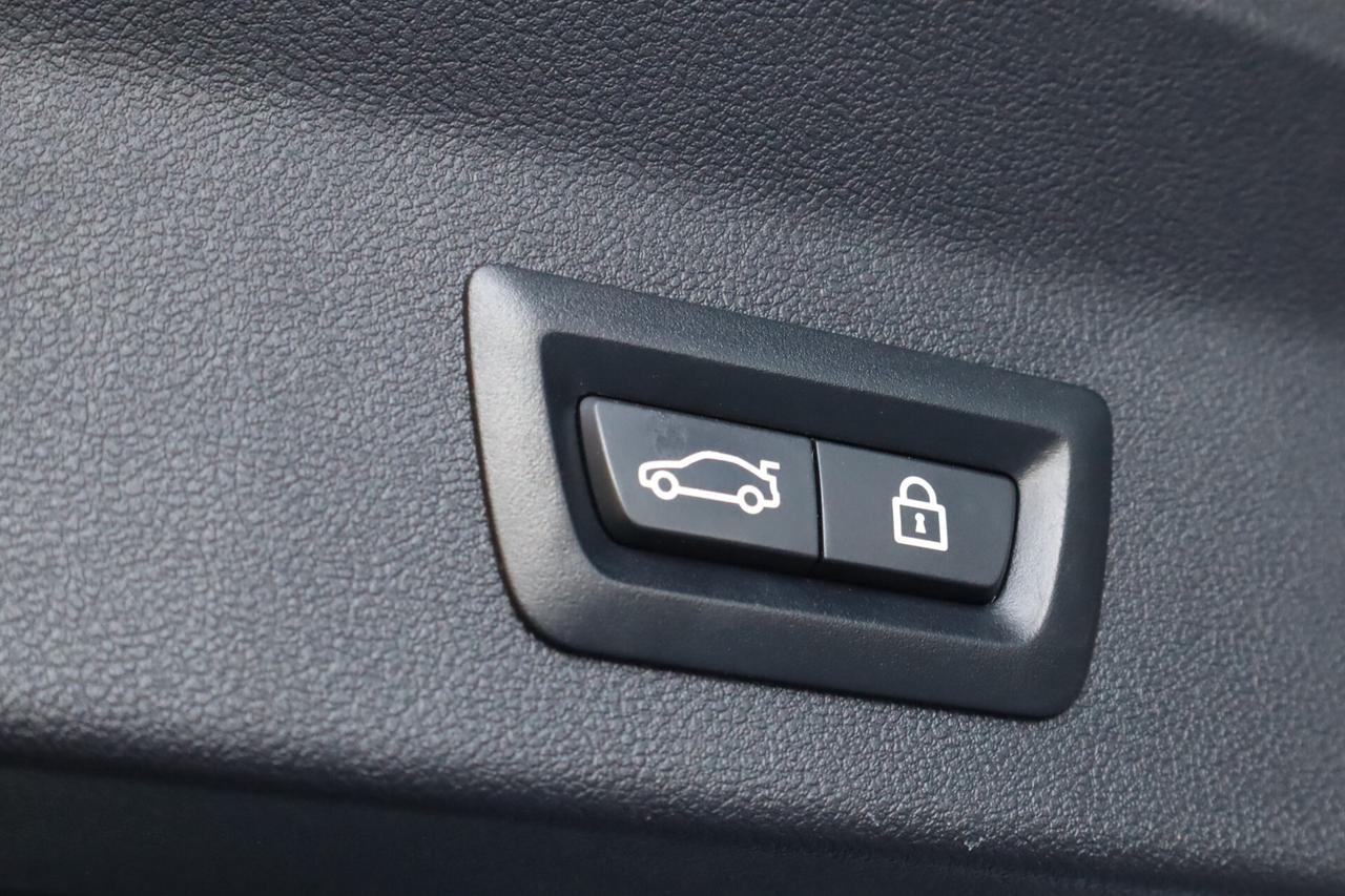 Bmw X3 30e M-SPORT XDRIVE PLUG-IN HYBRID PANORAMA DIGITAL COCKPIT LED CAMERA