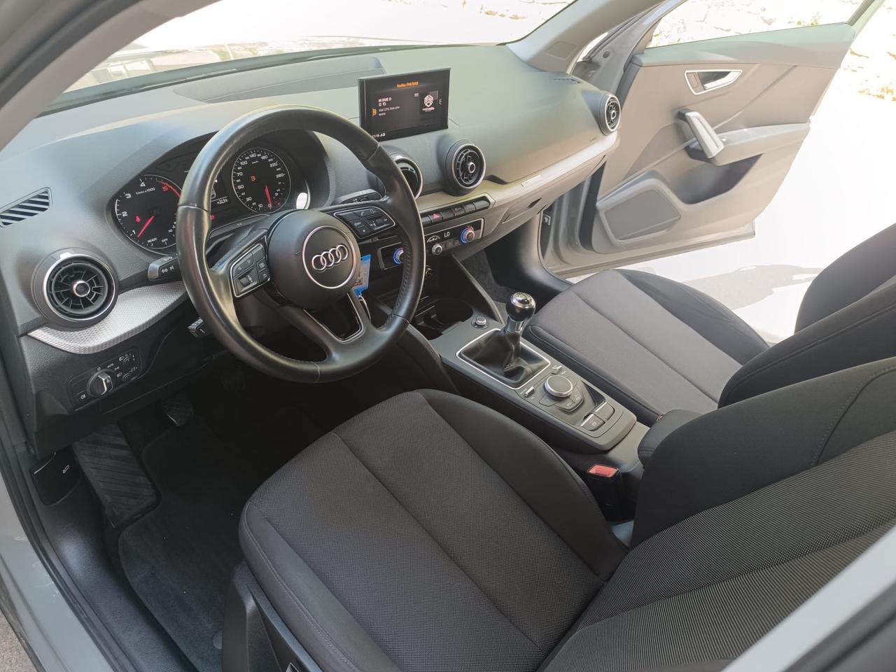 Audi Q2 30 TDI Business