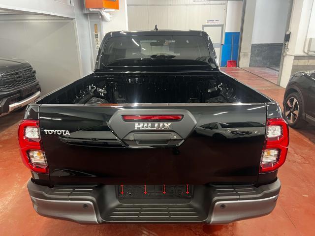 Toyota Hilux Hilux 2.8 d-4d 48V double cab Invincible auto