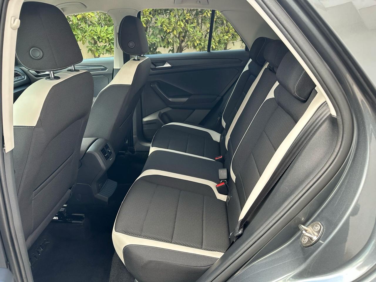 Volkswagen T-Roc 1.6 TDI SCR Advanced BlueMotion Technology