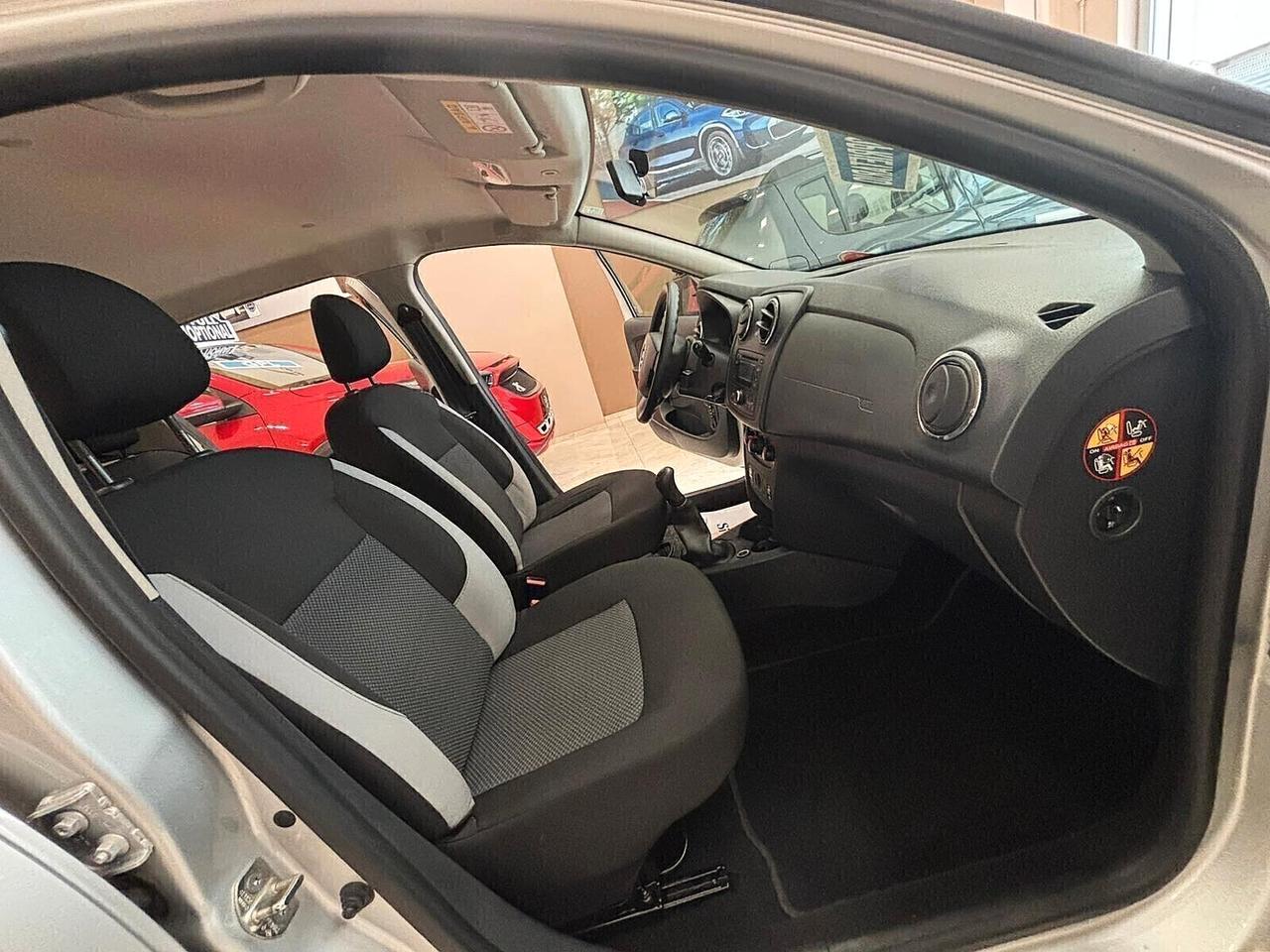 Dacia Sandero 1.5 dCi 75CV** Promo **