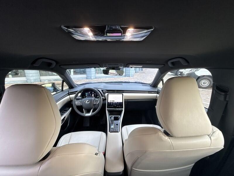 Lexus LBX LBX Hybrid Elegant