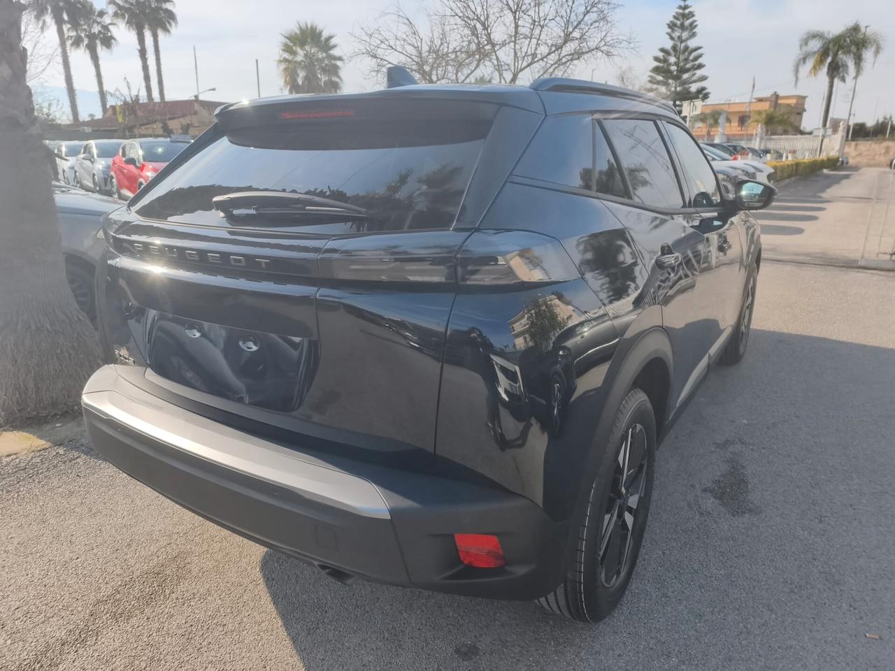 Peugeot 2008 100CV ALLURE PACK !! NUOVA