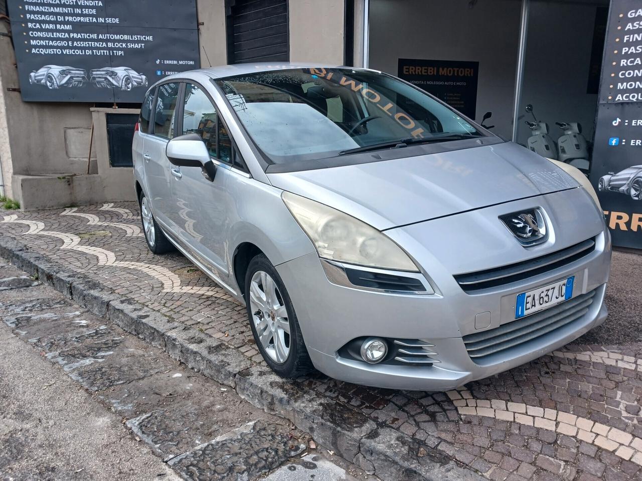 Peugeot 5008 1.6 HDi 7 POSTI