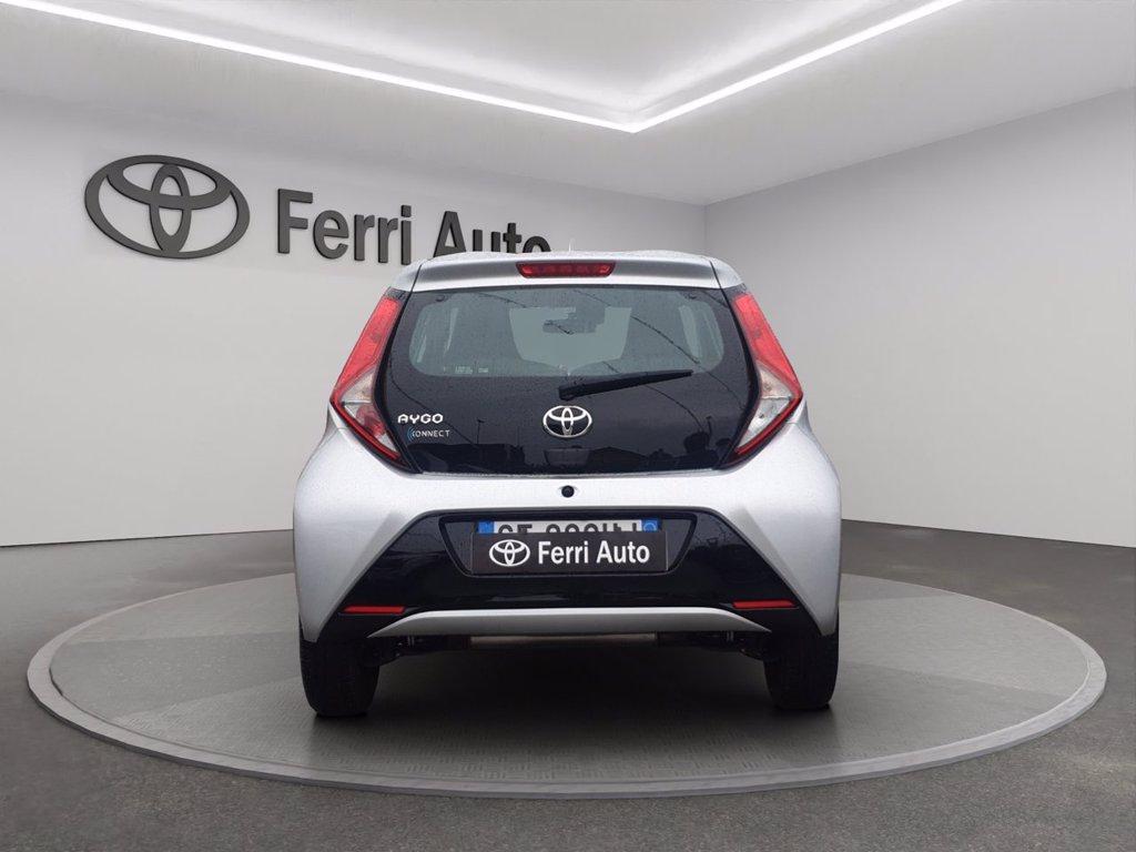 TOYOTA Aygo 5p 1.0 x-play 72cv del 2021