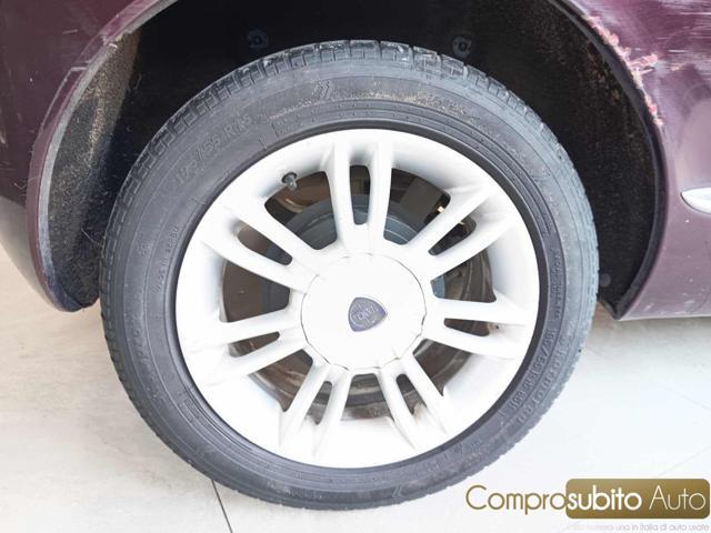 LANCIA Ypsilon 1.2 Platino