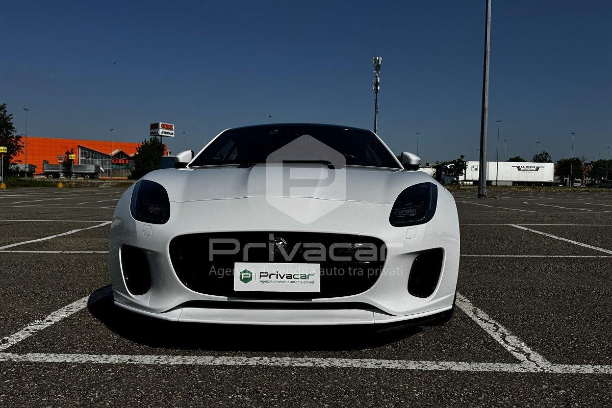 JAGUAR F-Type 2.0 aut. Coupé Chequered Flag