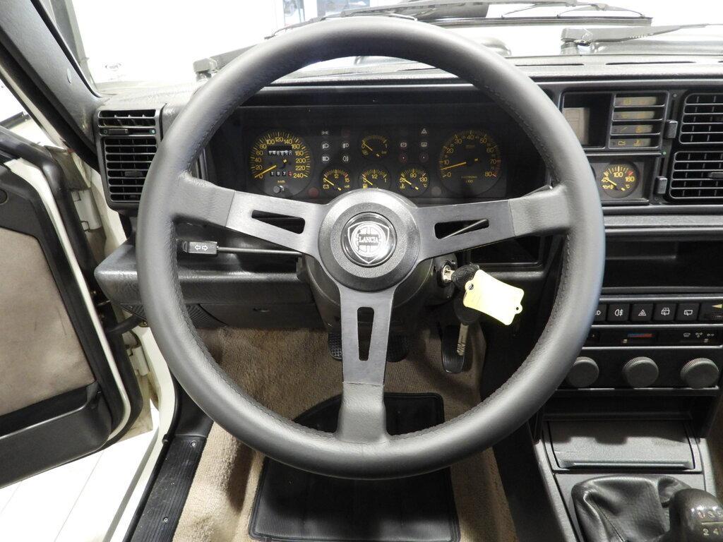 Lancia Delta 5 Porte 2.0 Turbo HF 4WD