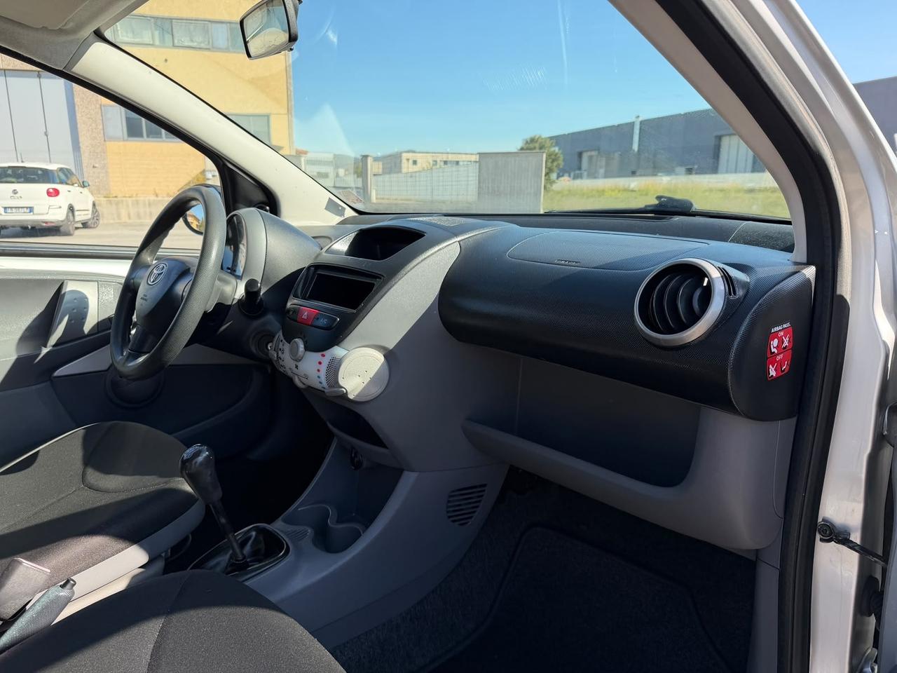 Toyota Aygo 118000 KM GARANZIA 12 MESI