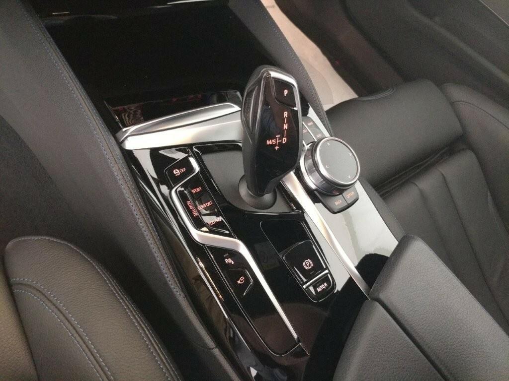 BMW Serie 5 M Berlina 550 i Mild Hybrid 48V xDrive Steptronic
