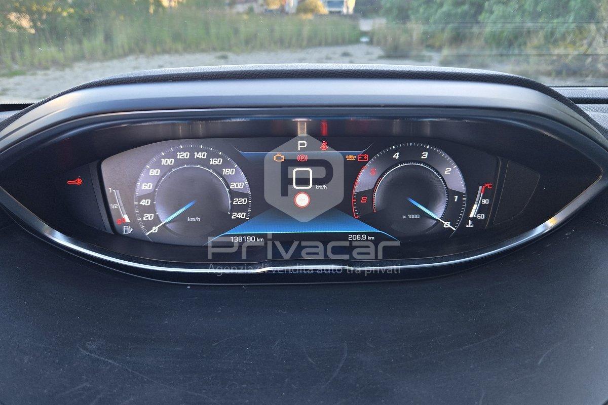 PEUGEOT 3008 BlueHDi 130 S&S EAT8 Allure