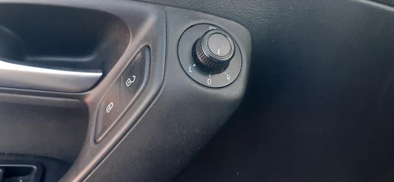 Volkswagen Polo 2015 - 1.4 TDI Lb automobili