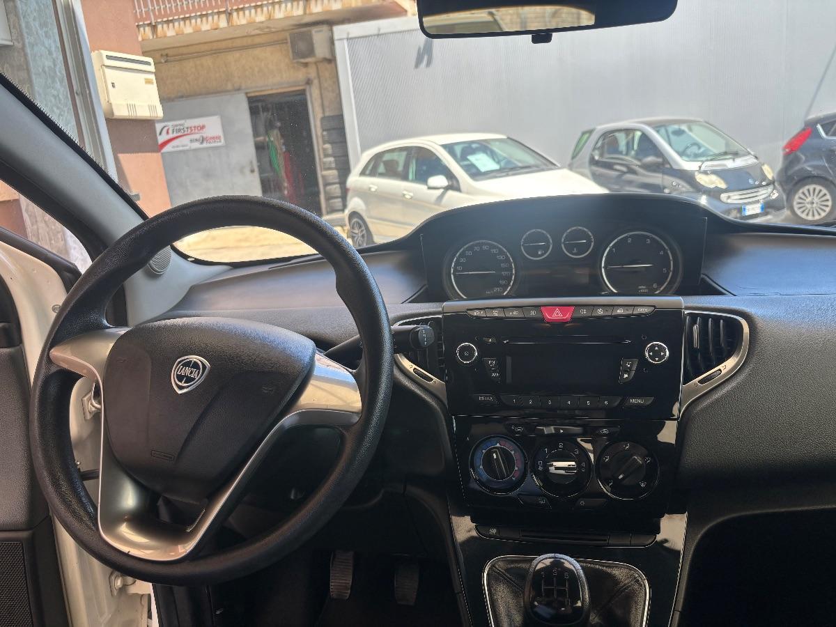 LANCIA - Ypsilon - 1.3 MJT 95 CV 5p. S&S Gold
