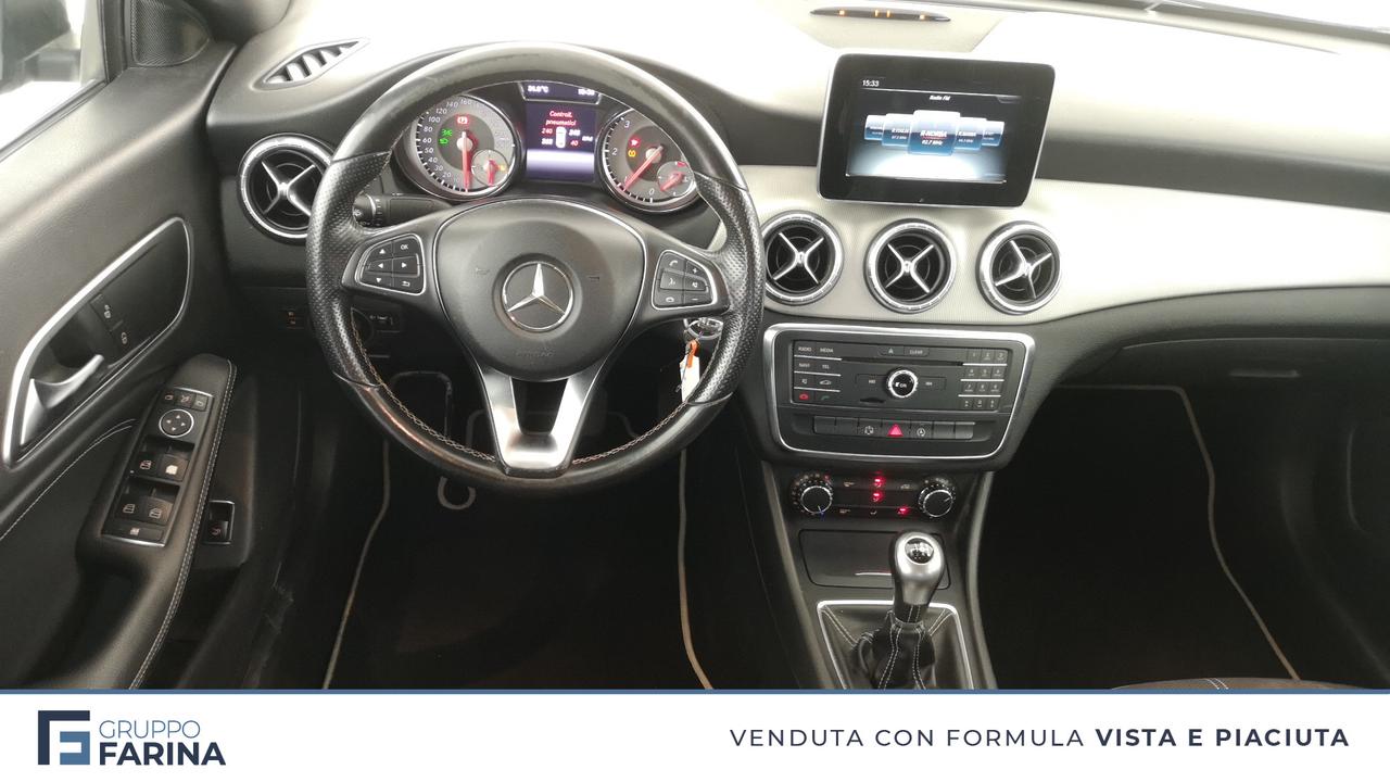 Mercedes-Benz CLA - C117 - CLA 180 d (cdi) Executive E6