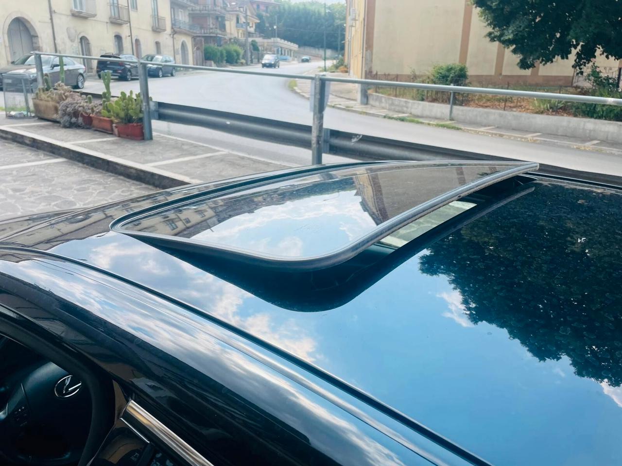 Lexus IS 220d 2.2 16V Sport + Tetto
