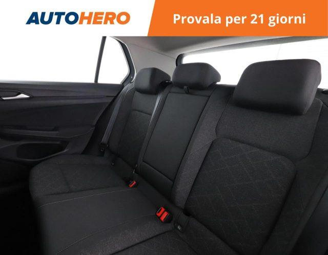 VOLKSWAGEN Golf 1.0 eTSI EVO DSG Life