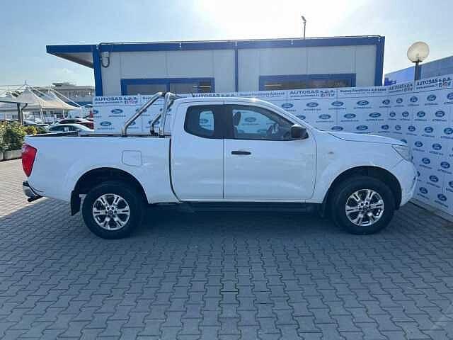 Nissan Navara 2.3 dCi 4WD King Cab Acenta