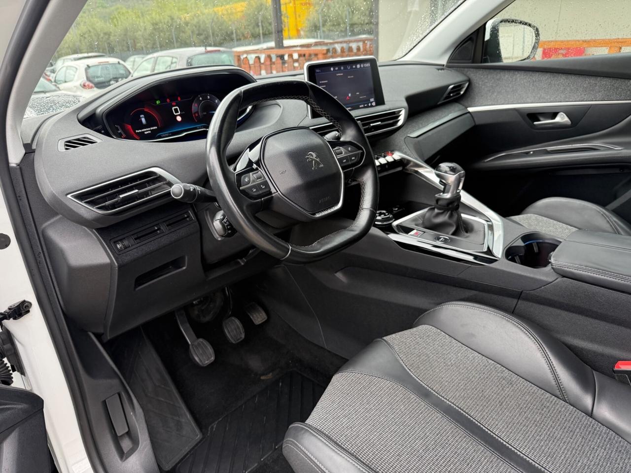 Peugeot 3008 BlueHDi 130 S&S Allure