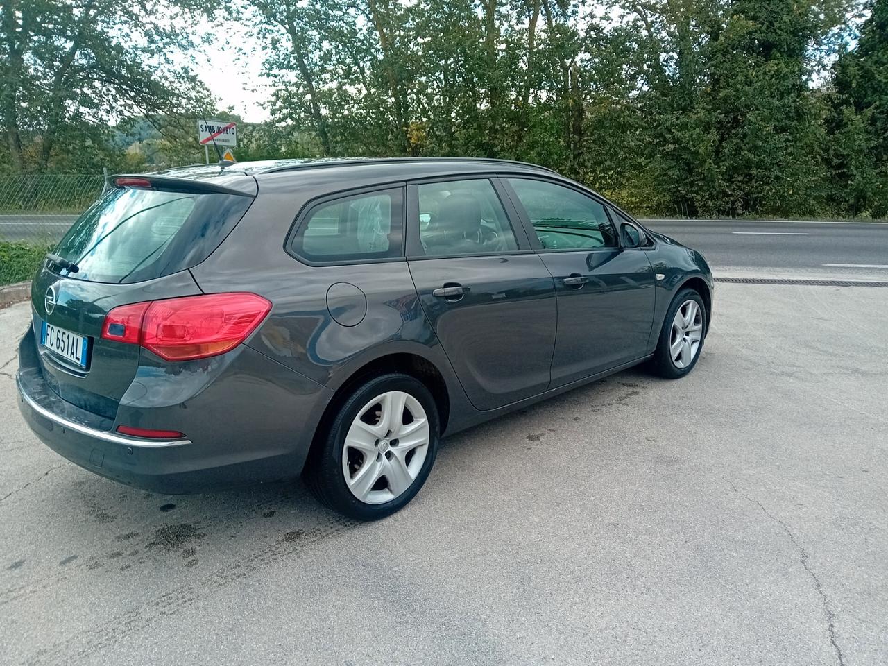 Opel Astra 1.4 Turbo 140CV Sports Tourer GPL Tech Elective
