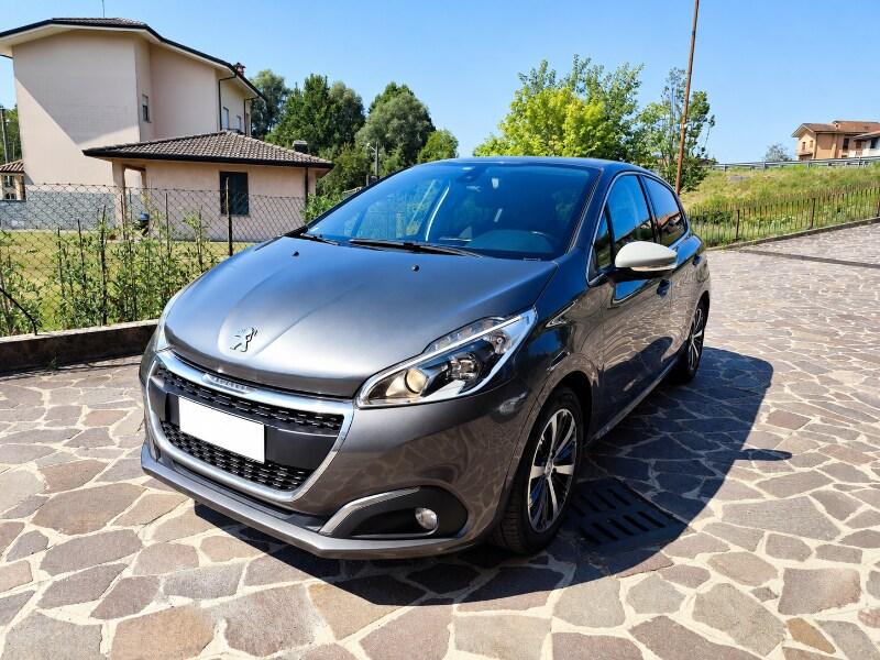 PEUGEOT 208 1° serie PureTech 82 5 porte Allure