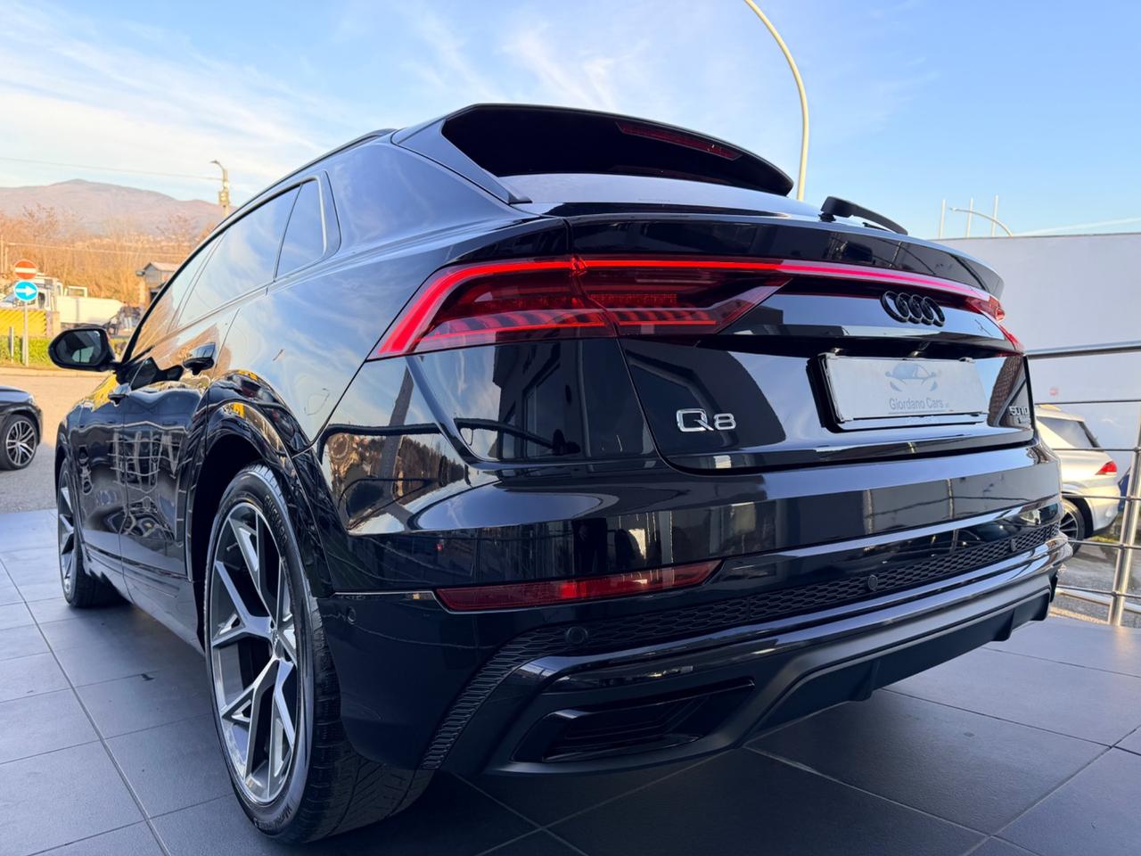 Audi Q8 50 TDI 286 CV quattro tiptronic S-Line tetto