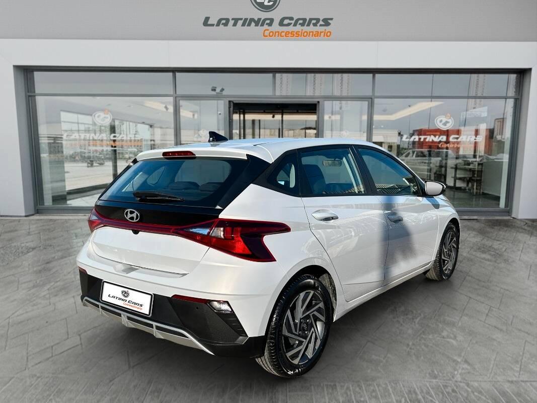 Hyundai i20 1.2 mpi Connectline 84cv CON TELECAMERA E CARPLAY
