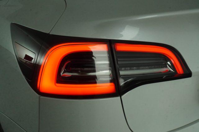 TESLA Model 3 Model 3 Standard RWD Plus