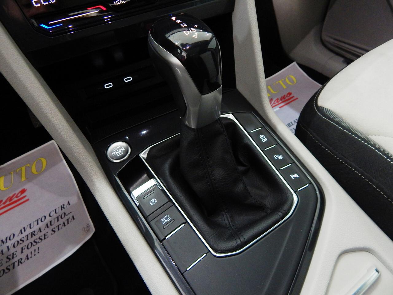 Volkswagen Tiguan 2.0 TDI Elegance 150cv DSG TETTO-NAVI-LED-PARK