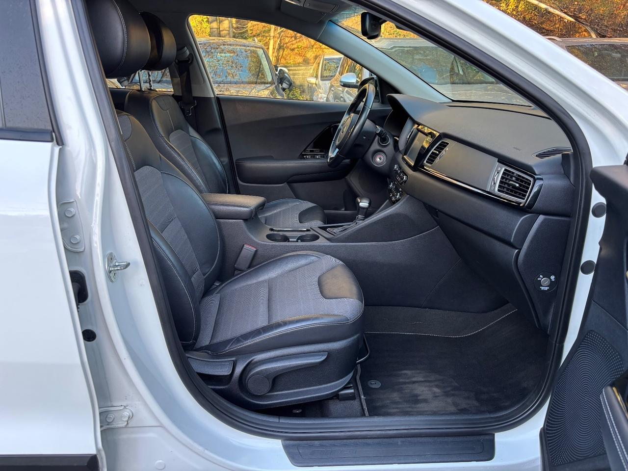 Kia Niro 1.6 GDi HEV Style Hybrid