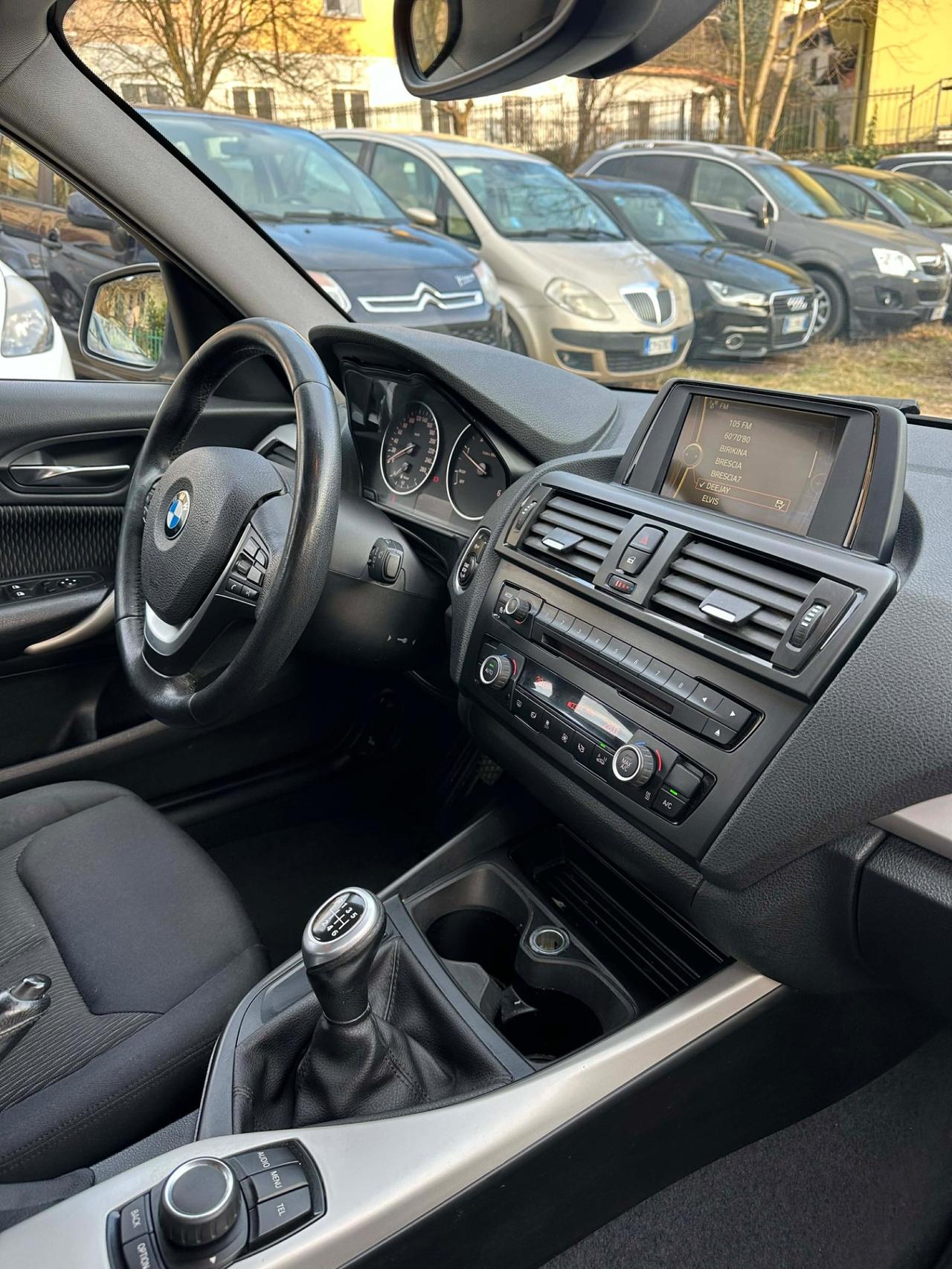 Bmw 116d 5P URBAN KMCERT AUTOMAT KMCERT GARANZKA