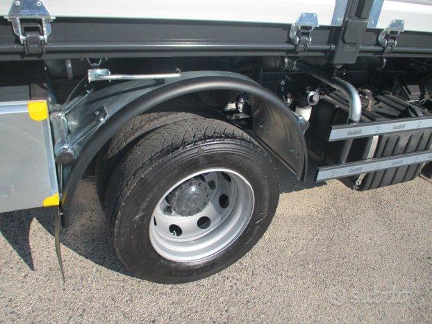 Iveco EUROCARGO 120/25 E5 RIBALTABILE TRILATERALE