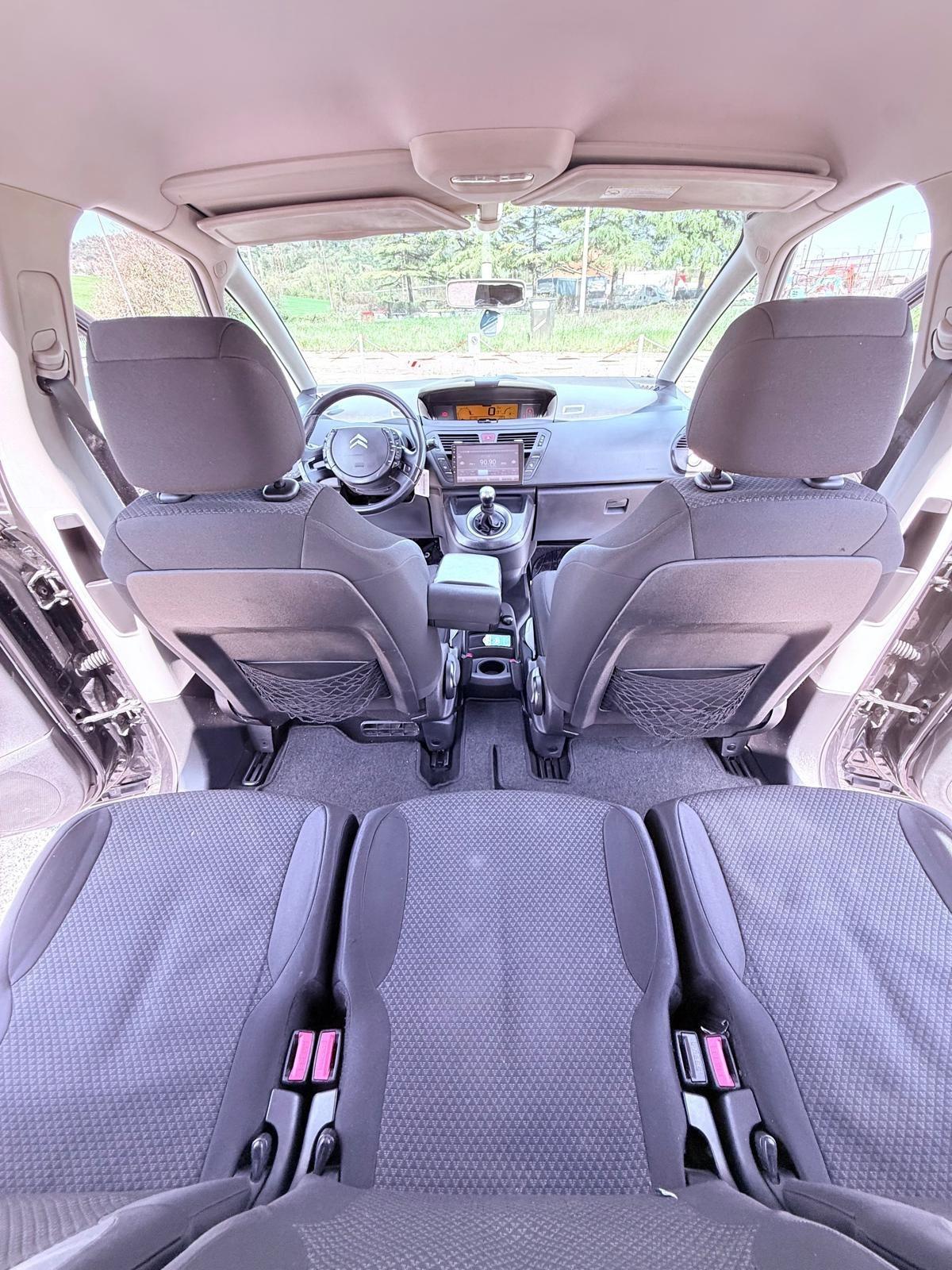 Citroen C4 1.6 HDi 110CV FAP Elegance