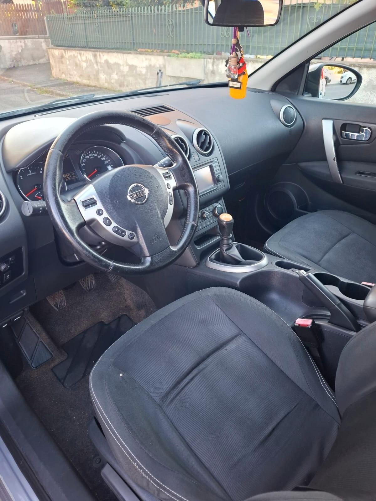 Nissan Qashqai 1.5 dCi DPF Tekna