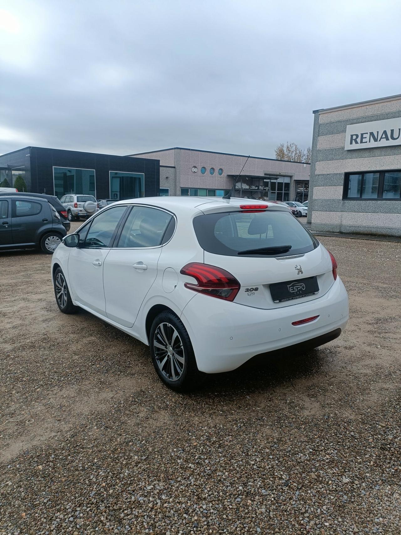 Peugeot 208 BlueHDi 75 5 porte Allure