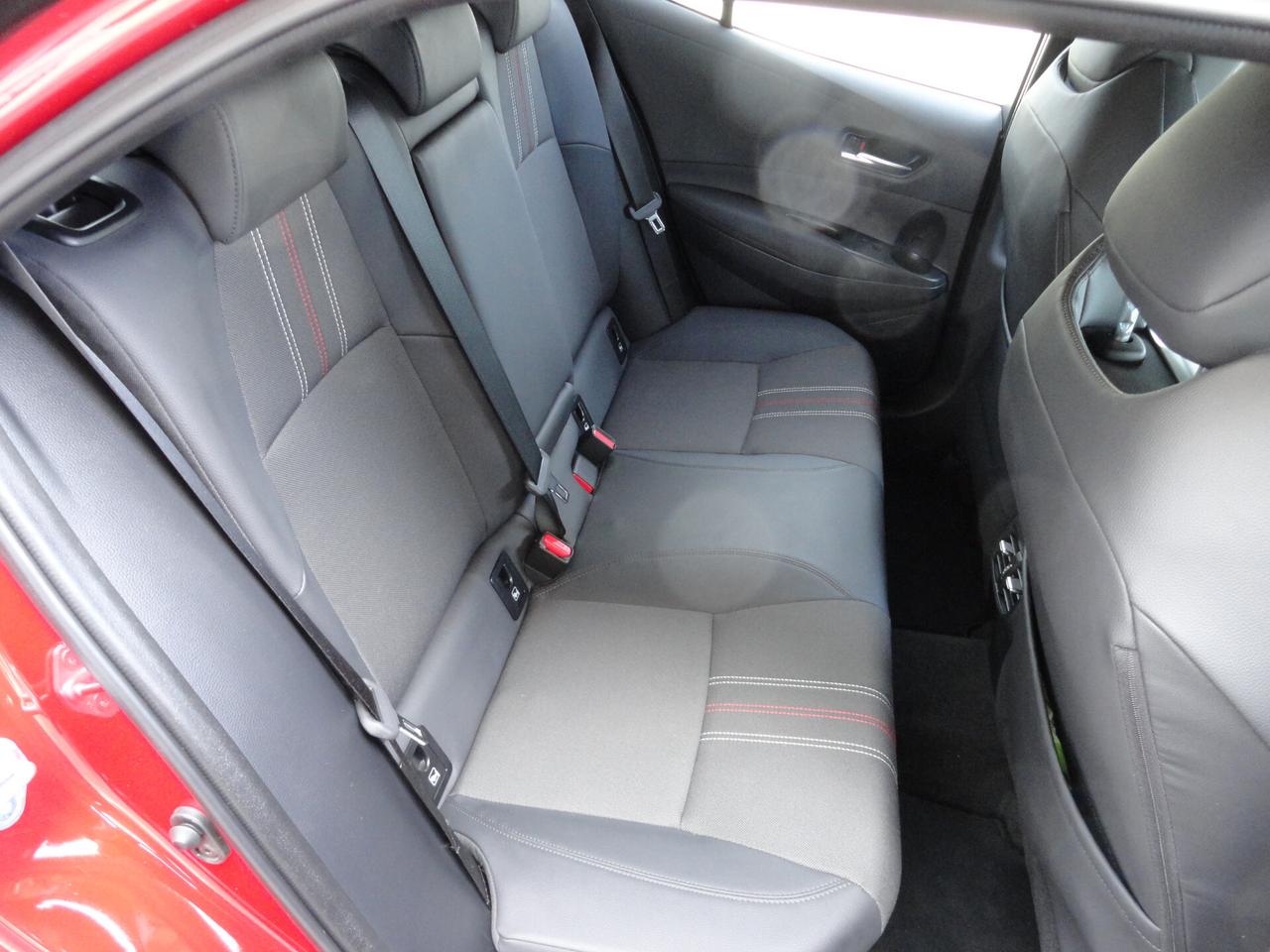 Toyota Corolla 2.0 Hybrid GR SPORT