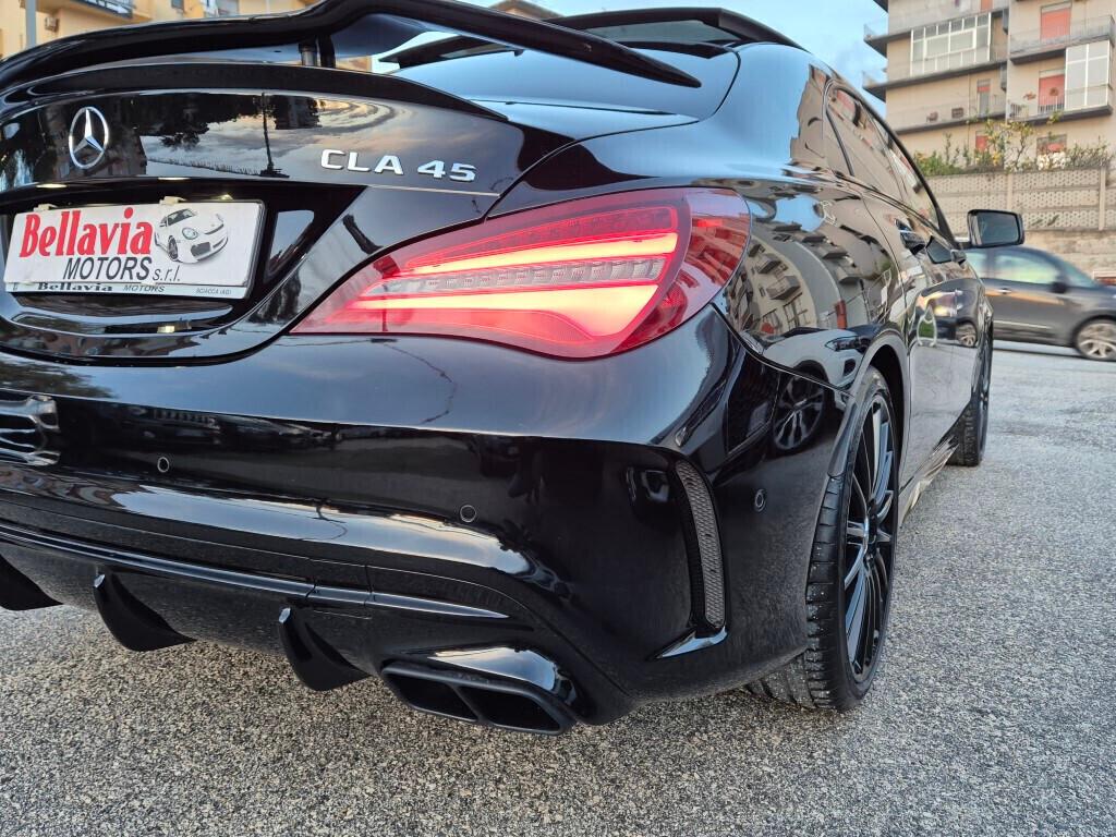 Mercedes-benz CLA 45 AMG 381cv IVA ESPOSTA