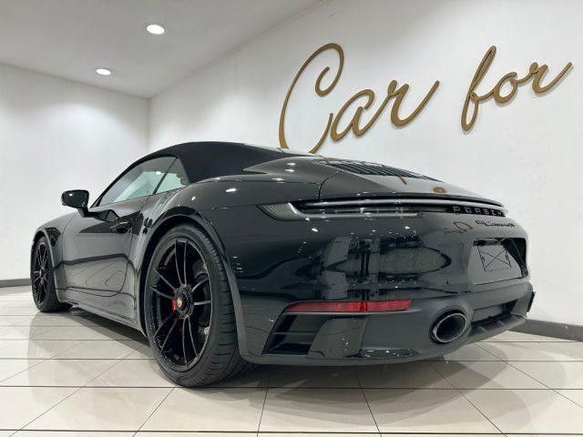 PORSCHE 992 Carrera 911 4 GTS Cabriolet