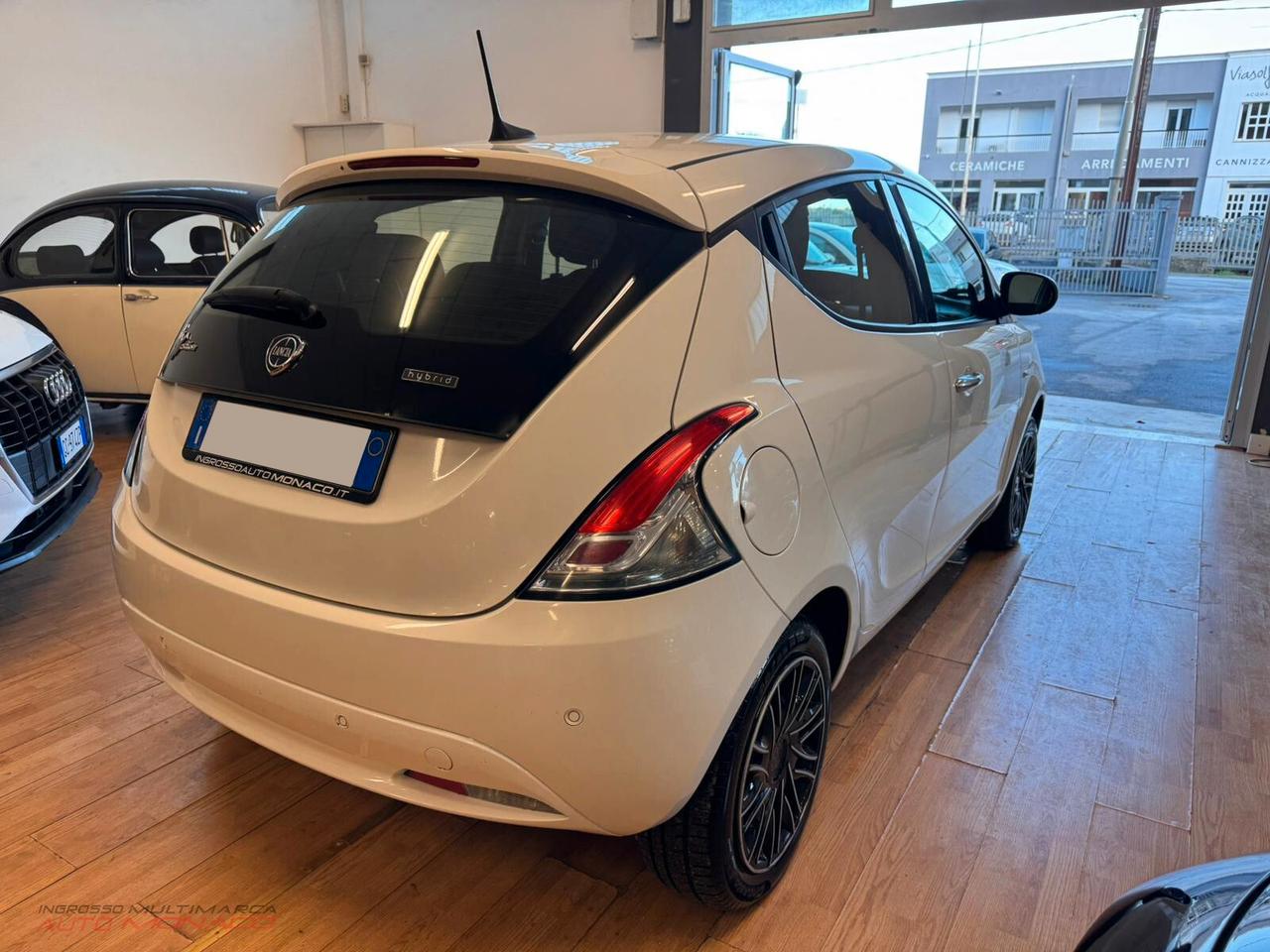 Lancia Ypsilon 1.0 FireFly 70cv Hybrid Gold 2022