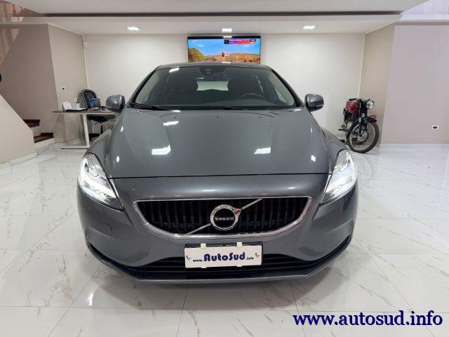 VOLVO V40 D2 Business